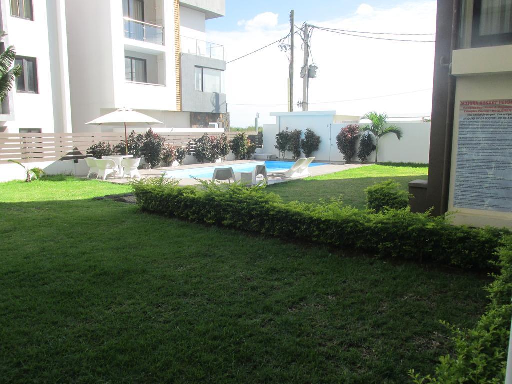 Mahina Sunset Heights Apartment Flic-en-Flacq Екстериор снимка