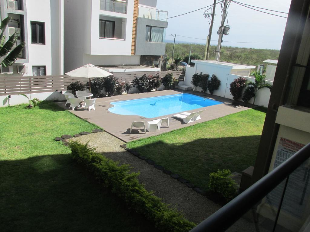 Mahina Sunset Heights Apartment Flic-en-Flacq Екстериор снимка